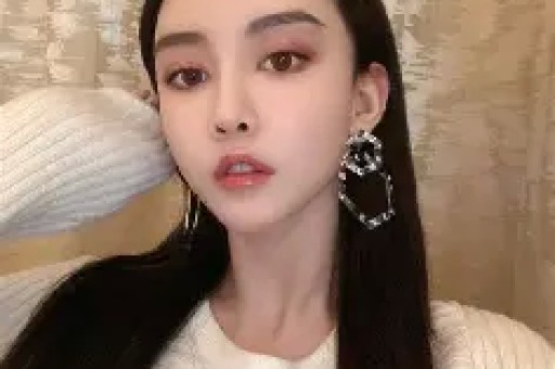 任素汐现世报！婚内出轨1年离婚10年单身新剧和郭京飞被群嘲