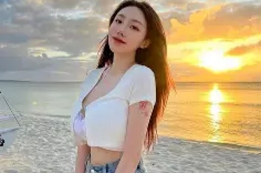 邓伦逃税被处罚风波后手写字遭群嘲丑陋如今口碑逆转背后原因揭秘当初圈内外为何一致称赞他的字是真的好